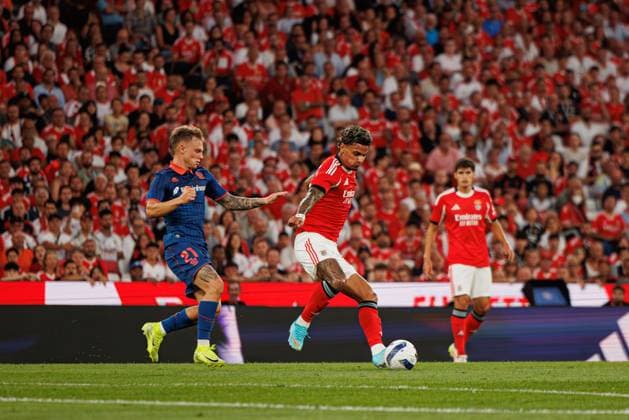 Richard Rios seen during Champions League third round qualifying game between SL Benfica and OGC Nice (Maciej Rogowski) Lisbon Estadio Da Luz Portugal Copyright: xMaciejxRogowskix slbnice2526-226