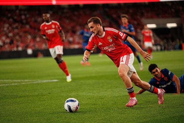 Kerem Akturkoglu seen during Champions League third round qualifying game between SL Benfica and OGC Nice (Maciej Rogowski) Lisbon Estadio Da Luz Portugal Copyright: xMaciejxRogowskix slbnice2526-378