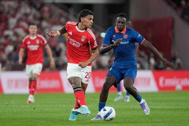 August 12, 2025, Lisbon, Portugal: (L-R) Richard Rios of SL Benfica and Djibril Coulibaly of OGC Nice are seen in action during UEFA Champions League 2025 26 Third qualifying round 2nd leg between SL Benfica and OGC Nice at Estadio da Luz. Final score: SL Benfica 2:0 OGC Nice Lisbon Portugal - ZUMAs197 20250812_aaa_s197_170 Copyright: xBrunoxdexCarvalhox