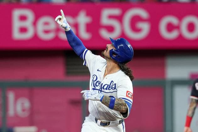 August 12, 2025: Kansas City Royals second baseman Jonathan India (6) reacts to his two run home run during the sixth inning against the Washington Nationals at Kauffman Stadium in Kansas City, MO. CSM Kansas City United States of America - ZUMAc04_ 20250812_zma_c04_079 Copyright: xDavidxSmithx