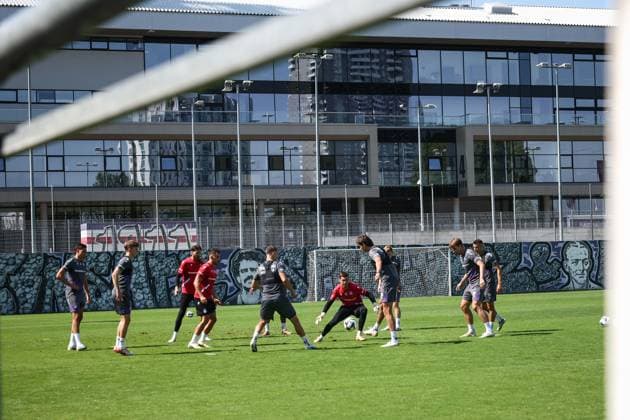 SOCCER - UEFA ECL, A.Wien vs Ostrava VIENNA,AUSTRIA,13.AUG.25 - SOCCER - UEFA Conference League, qualification, FK Austria Wien vs Banik Ostrava, preview, training A.Wien. Image shows the team of A.Wien.  GEPAxpictures xArminxRauthner