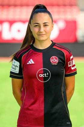 12 08 2025 1 FC Nürnberg FCN Club Clubfrauen 1 Google Pixel Women Soccer Bundesliga BL Season 2025 2026 Photo appointment Portrait appointment Presentation Press appointment Single photo Single photo Portrait Portrait Headshot Maelle Seguin 28