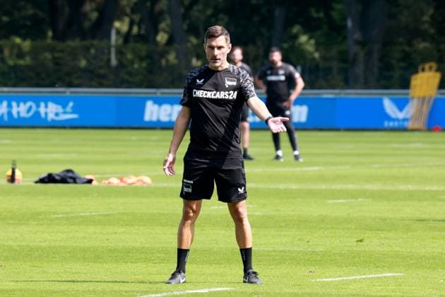 DEU, DFL, 2 FBL Hertha BSC, Training, 13 08 2025, Sportforum, Berlin, DEU, DFL, 2 FBL Hertha BSC, Training, im Bild Cheftrainer Stefan Leitl Hertha BSC Berlin DFL regulations prohibit any use of Photographs as image sequences and or quasi video nordphotoxGmbHx xEngler nph00076