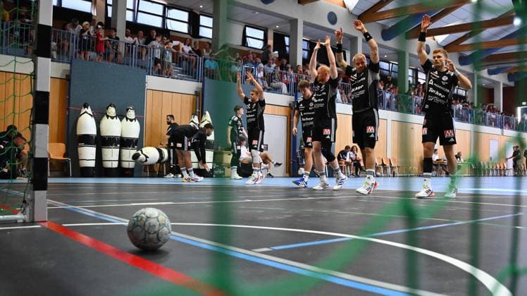 13 08 2025 Handball Season 2025 2026 Test match Friendly match HC Erlangen HCE TV Großwallstadt xwoxzix Impression Warm up warm up
