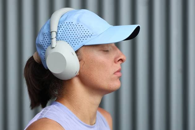 August 13, 2025, Mason, Ohio, United States: IGA SWIATEK of Poland before the match against S. Cirstea of Romania in the fourth round of the Cincinnati Open at the Lindner Family Tennis Center. Mason, Ohio. Swiatek won 6:4, 6:3. Mason United States - ZUMAc278 20250813_zsp_c278_009 Copyright: xMarcinxCholewinskix