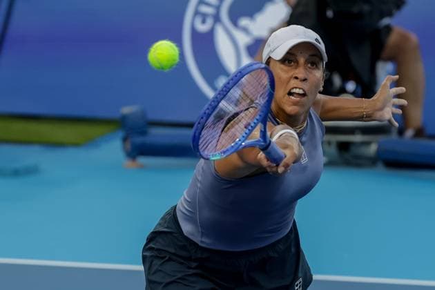 August 13, 2025, Mason, Ohio, U.S: Madison Keys (USA) returns a shot to the back line during WednesdayÃ¢â‚¬â ¢s Round of 16 of the Cincinnati Open at the Lindner Family Tennis Center, Mason, Oh. Mason U.S - ZUMAs304 20250813_zaf_s304_165 Copyright: xScottxStuartx