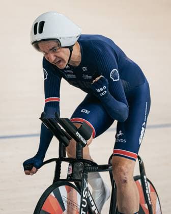 Men C5 UCI Hour Record presented by Tissot Picture by Alex Whitehead SWpix.com - 14 08 2025 - Track cycling, Rad, Radsport, Bahnrad, Bahn - Men C5 UCI Hour Record presented by Tissot - Konya Velodrome, Konya, Türkiye - Will Bjergfelt of Great Britain celebrates after setting a world record breaking distance of 51.471km in the UCI Men™s C5 Hour Record category. Konya Konya Velodrome Turkey Copyright: x xSWpix.comx(t axPhotographyxHubxLtd)xAlexxWhitehead SWpix.comx SWP-3030-0472