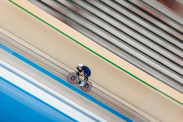 Men C5 UCI Hour Record presented by Tissot Picture by Alex Whitehead SWpix.com - 14 08 2025 - Track cycling, Rad, Radsport, Bahnrad, Bahn - Men C5 UCI Hour Record presented by Tissot - Konya Velodrome, Konya, Türkiye - Will Bjergfelt of Great Britain in action during the UCI Men™s C5 Hour Record attempt. Konya Konya Velodrome Turkey Copyright: x xSWpix.comx(t axPhotographyxHubxLtd)xAlexxWhitehead SWpix.comx SWP-3030-0478