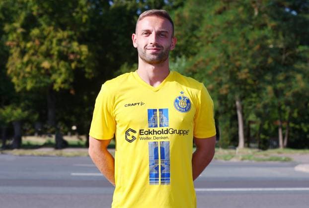 Team presentation 1 FC Lok Leipzig Regionalliga NO Tobias Dombrowa 1 FC Lokomotive Leipzig Regionalliga Nord Ost, Porträttermin 2025 2026 , Leipzig, 13 08 2025 , For editorial use only Only editorial use