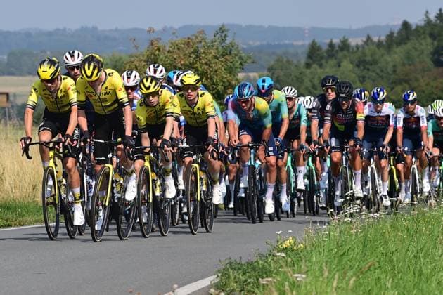 The main peloton at the 1st stage of the Czech Tour cycling race Prague - Karlovy Vary, Czech Republic, on August 14, 2025. (CTKxPhoto SlavomirxKubes) CTKPhotoP2025081404836  CTKPhotoP2025081404836