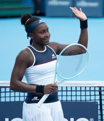 August 14, 2025: Lucia Bronzetti (ITA) loses to Coco Gauff (USA) 6-2, 6-4 at the Cincinnati Open being played at Lindner Family Tennis Center in Mason, Ohio, {USA} Ã‚ Tennisclix Cal Media Mason USA - ZUMAc04_ 20250814_zma_c04_007 Copyright: xLesliexBillmanx