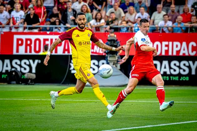 FC Utrecht defender Nick Viergever during the match Utrecht Servette at the Galgenwaard stadium for the UEFA Europa League Third qualifying round 2nd leg season 2025 2026 in UTRECHT, Netherlands on 14 august 2025, photo by Marcel van Dorst EYE4images DeFodi Images