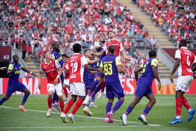 August 14, 2025, Braga, Braga, Portugal: PAULO OLIVEIRA from SC Braga seen on action during the UEFA Europe League 2025 26 Playoff round match between SC Braga and CFR Cluj at Estadio Municipal de Braga on August 14, 2025 in Braga, Portugal. Braga Portugal - ZUMAl192 20250814_zsp_l192_012 Copyright: xMiguelxLemosx