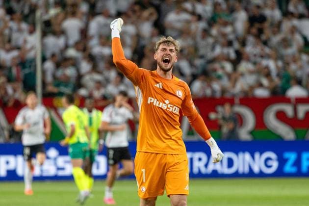 Football, EL-Quali, Legia Warsaw - AEK Larnaka