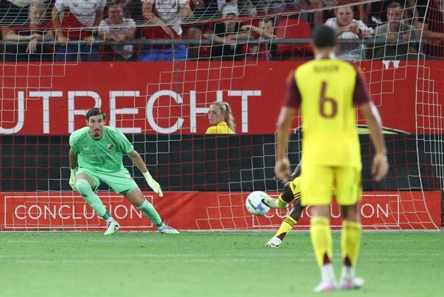 UTRECHT , 14-08-2025 , stadium Galgenwaard , season 2025 2026 , UEFA Europa League football , Third qualifying round 2nd leg , match between FC Utrecht and Servette , picture shows FC Utrecht goalkeeper Vasilis Barkas Utrecht - Servette  x30500367x Copyright: