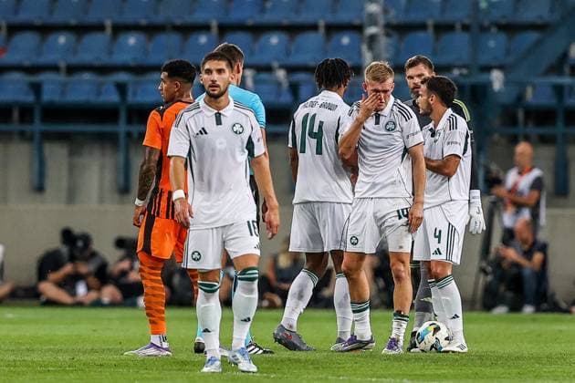 KRAKOW 14.08.2025 ELIMINACJE DO LIGI EUROPY UEFA SEZON 2025 26 SZACHTAR DONIECK - PANATHINAIKOS AO NZ Karol Swiderski FOT JAKUB GRUCA FOKUSMEDIA.COM.PL PLAY - OFF QUALIFICATIONS UEFA EUROPA LEAGUE SEASON 2025 2026 NEWSPIX.PL --- newspix.pl 