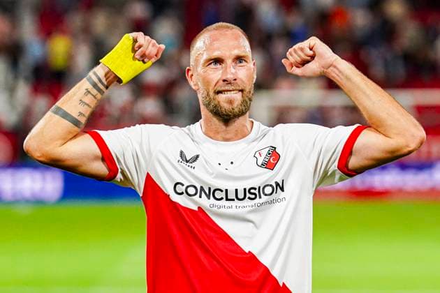2025-08-14 FC Utrecht v Servette FC - UEFA Europa League 2025 26 Third Qualifying Round Second Leg UTRECHT, NETHERLANDS - AUGUST 14: Mike van der Hoorn of FC Utrecht celebrates his sides win after the UEFA Europa League 2025 26 Third Qualifying Round Second Leg match between FC Utrecht and Servette FC at Stadion Galgenwaard on August 14, 2025 in Utrecht, Netherlands. Utrecht Stadion Galgenwaard Netherlands Content not available for redistribution in The Netherlands directly or indirectly through any third parties. Copyright: xJorisxVerwijstx