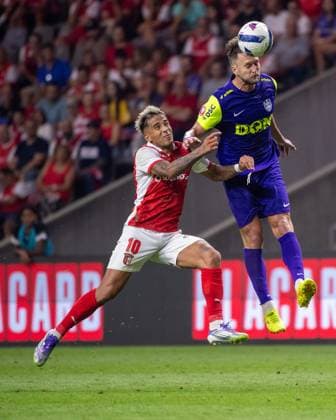 August 14, 2025, Braga, Braga, Portugal: RODRIGO ZALAZAR from SC Braga seen on action during the UEFA Europe League 2025 26 Playoff round match between SC Braga and CFR Cluj at Estadio Municipal de Braga on August 14, 2025 in Braga, Portugal. Braga Portugal - ZUMAl192 20250814_zsp_l192_068 Copyright: xMiguelxLemosx