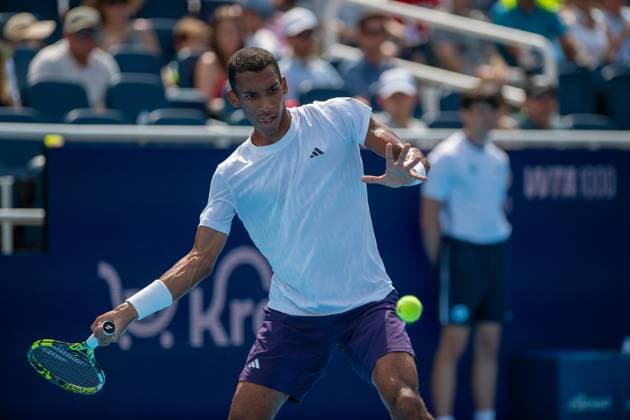 Cincinnati Open Round Of 16: Jannik Sinner V Felix Auger-Aliassime Felix Auger-Aliassime is seen during his fourth-round match at the Cincinnati Open in Mason, Ohio, on August 14, 2025. Mason Ohio United States  Copyright: xJasonxWhitmanx originalFilename:whitman-cincinna250814_npG9l.jpg