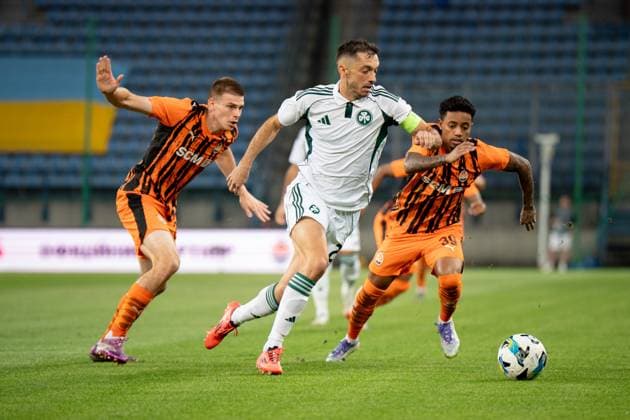 Shakhtar Donetsk v Panathinaikos - UEFA Europa League. Giannis Kotsiras plays during the game between FC Shakhtar Donetsk and Panathinaikos F.C. in Krakow, Poland, on August 14, 2025, in the UEFA Europa League third qualifying round, second leg match at Henryk Reyman Municipal Stadium. Krakow Poland  Copyright: xMarcinxGolbax originalFilename:golba-shakhtar250814_npIto.jpg
