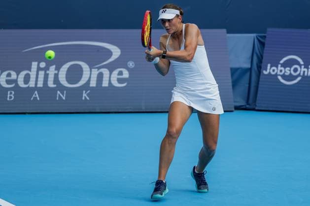 August 14, 2025, Mason, Ohio, U.S: Varvara Gracheva (FRA) hits a two-handed backhand during ThursdayÃ¢â‚¬â ¢s Round of 16 of the Cincinnati Open at the Lindner Family Tennis Center, Mason, Oh. Mason U.S - ZUMAs304 20250814_zaf_s304_155 Copyright: xScottxStuartx