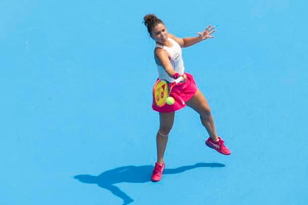 August 14, 2025, Mason, Ohio, USA: Mason, Ohio; Cincinnati Open Tennis Tournament - 2025 08 14 - Jasmine Paolini plays a ball against opponent Barbora Krejcikova. - ZUMAPress Mason USA - ZUMAn24_ 20250814_zaf_n24_115 Copyright: xWallyxNellx