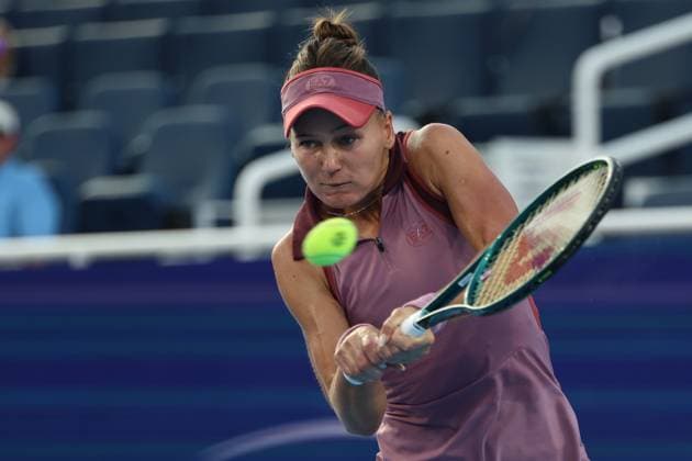 August 14, 2025, Mason, Ohio, United States: VERONIKA KUDERMETOVA during the match against M. Linette of Poland in the 1 8 final of the Cincinnati Open at the Lindner Family Tennis Center. Mason, Ohio. Mason United States - ZUMAc278 20250814_zsp_c278_014 Copyright: xMarcinxCholewinskix