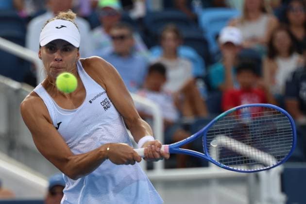 August 14, 2025, Mason, Ohio, United States: MAGDA LINETTE of Poland during the match against V. Kudermetova in the 1 8 final of the Cincinnati Open at the Lindner Family Tennis Center. Mason, Ohio. Mason United States - ZUMAc278 20250814_zsp_c278_018 Copyright: xMarcinxCholewinskix