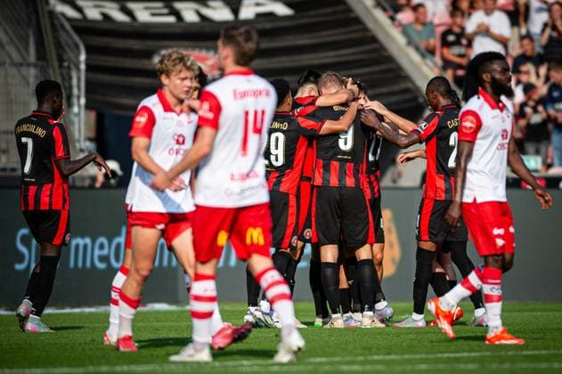 FC Midtjylland v Fredrikstad, UEFA Europa League qualification, Herning, Denmark Herning, Denmark. 14th, August 2025. Mads Bech Sorensen (22) of FC Midtjylland scores for 1-0 during the UEFA Europa League qualification match between FC Midtjylland and Fredrikstad at MCH Arena in Herning. Denmark, Herning  Copyright: xGonzalesxPhoto MortenxKjaerx