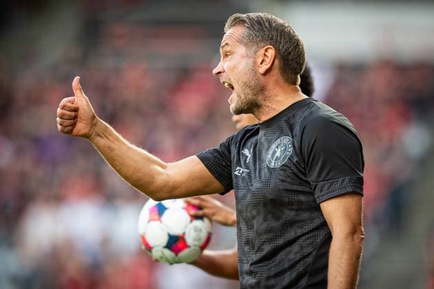 FC Midtjylland v Fredrikstad, UEFA Europa League qualification, Herning, Denmark Herning, Denmark. 14th, August 2025. Head coach Thomas Thomasberg of FC Midtjylland seen during the UEFA Europa League qualification match between FC Midtjylland and Fredrikstad at MCH Arena in Herning. Denmark, Herning  Copyright: xGonzalesxPhoto MortenxKjaerx