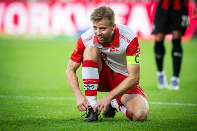 FC Midtjylland v Fredrikstad, UEFA Europa League qualification, Herning, Denmark Herning, Denmark. 14th, August 2025. Simen Rafn (5) of Fredrikstad seen during the UEFA Europa League qualification match between FC Midtjylland and Fredrikstad at MCH Arena in Herning. Denmark, Herning  Copyright: xGonzalesxPhoto MortenxKjaerx