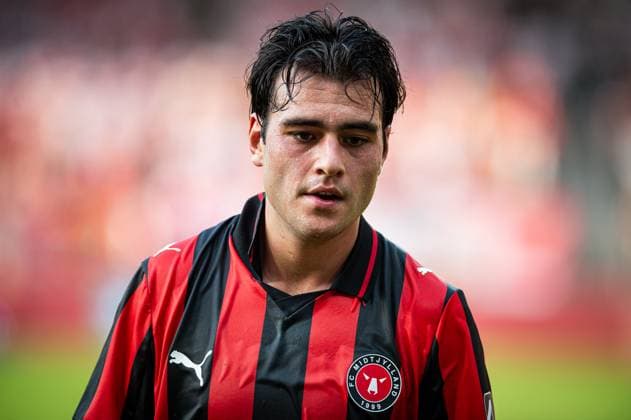 FC Midtjylland v Fredrikstad, UEFA Europa League qualification, Herning, Denmark Herning, Denmark. 14th, August 2025. Aral Simsir of FC Midtjylland seen during the UEFA Europa League qualification match between FC Midtjylland and Fredrikstad at MCH Arena in Herning. Denmark, Herning  Copyright: xGonzalesxPhoto MortenxKjaerx