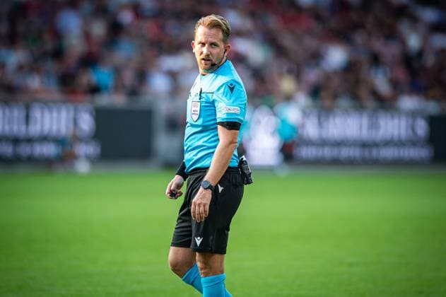 FC Midtjylland v Fredrikstad, UEFA Europa League qualification, Herning, Denmark Herning, Denmark. 14th, August 2025. Referee Julian Weinberger seen during the UEFA Europa League qualification match between FC Midtjylland and Fredrikstad at MCH Arena in Herning. Denmark, Herning  Copyright: xGonzalesxPhoto MortenxKjaerx