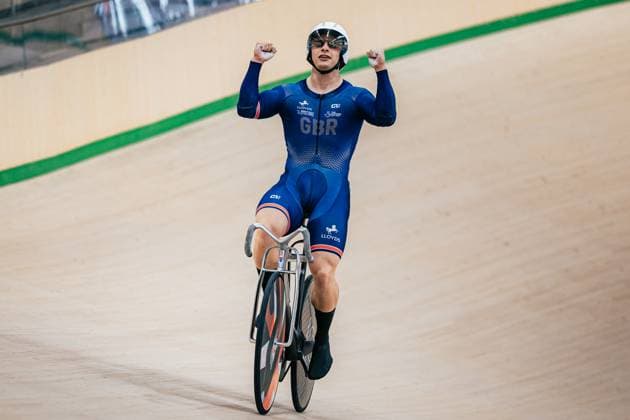 Men Elite 200m Flying Start Record Attempt Picture by Alex Whitehead SWpix.com - 15 08 2025 - Track cycling, Rad, Radsport, Bahnrad, Bahn - Men Elite 200m Flying Start Record Attempt - Konya Velodrome, Konya, Türkiye - Matthew Richardson of Great Britain celebrates after setting a world record breaking time of 8.857sec in the UCI Men Elite 200m Flying Start record attempt, bettering the world record he set 24 hours earlier. Konya Konya Velodrome Turkey Copyright: x xSWpix.comx(t axPhotographyxHubxLtd)xAlexxWhitehead SWpix.comx SWP-3030-0667