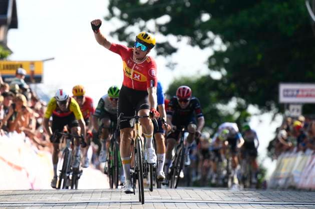 Circuit Franco Belge 2025 Cycling Race MONT-DE-L ENCLUS, BELGIUM - AUGUST 15 : Abrahamsen Jonas (NOR) of Uno-X Mobility celebrating his victory during the 84 edition of Circuit Franco Belge an UCI ProSeries 1.Pro one day cycling road race for Men Elite of 206.7 km with start in Tournai and finish in Mont-de-L enclus on August 15, 2025 in Mont-de-L enclus, Belgium, 15 08 2025 ( Motordriver Guy De Vuyst - Mont-de-L enclus Belgium  Copyright: xGvgx