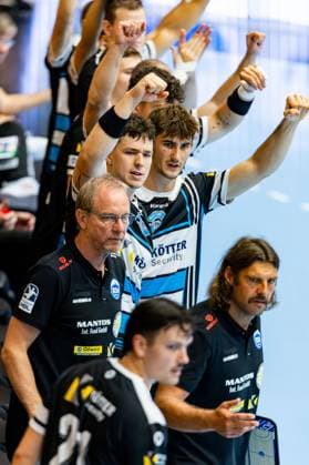15 08 2025, GER, Handball, Men, Season 25 26, Wartburg Cup, ThSV Eisenach Skanderborg Handbold Tillman Leu ThSV Eisenach,99 Stephan Seitz ThSV Eisenach,44 99817 Eisenach Werner Assmann Halle Am Sportp Thueringen Germany