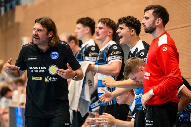 Sebastian, Hinze coach, ThSV Eisenach , Gian, Attenhofer right wing, ThSV Eisenach, 11 , Matija, Spikic TW, ThSV Eisenach, 1 , Vukasin, Antonijevic center back, ThSV Eisenach, 41 GER, Thuringia, ThSV Eisenach vs Skanderborg Handbold, Wartburg Cup Eisenach 2025, Handball, Season 2025 2026, 15 08 2025 GER, Thuringia, ThSV Eisenach vs Skanderborg Handbold, Wartburg Cup Eisenach 2025, Handball, Season 2025 2026, 15 08 2025 Eisenach Copyright: xEibner-Pressefoto MartinxHerbstx EP_MHT