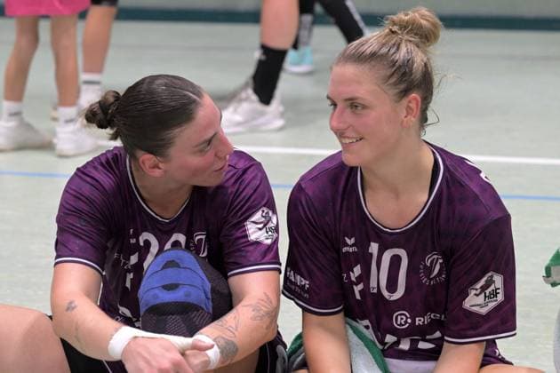 Gabriela Bitolo TusSies Metzingen, 20 and Nele Franz TusSies Metzingen, 10 after the match TusSies Metzingen vs Sport Union Neckarsulm, Handball, Alsco HBF, Test match, Season 2025 2026, 15 08 2025 TusSies Metzingen vs Sport Union Neckarsulm, Handball, Alsco HBF, Test match, Season 2025 2026, 15 08 2025 Metzingen Copyright: xEibner-Pressefoto TobiasxBaurx EP_TBR