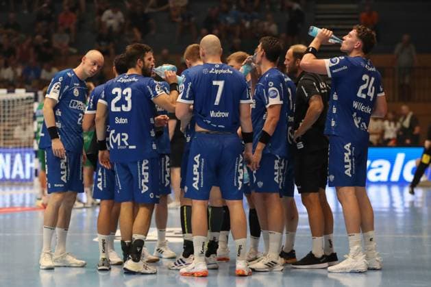 15 08 2025, xgox, Handball, Wartburg Cup, SC Magdeburg TBV Lemgo emspor v l Mannschaftskreis Auszeit Lemgo Eisenach