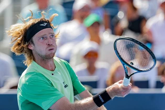 August 15, 2025, Mason, Ohio, U.S: Andrey Rublev (RUS) in action during FridayÃ¢â‚¬â ¢s quarterfinal round of the Cincinnati Open at the Lindner Family Tennis Center, Mason, Oh. Mason U.S - ZUMAs304 20250815_zaf_s304_152 Copyright: xScottxStuartx