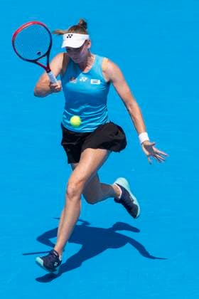 August 15, 2025, Mason, Ohio, USA: Mason, Ohio; Cincinnati Open Tennis Tournament - 2025 08 14 - Elena Rybakina plays a ball against opponent Aryna Sabalenka. - ZUMAPress Mason USA - ZUMAn24_ 20250815_zaf_n24_189 Copyright: xWallyxNellx