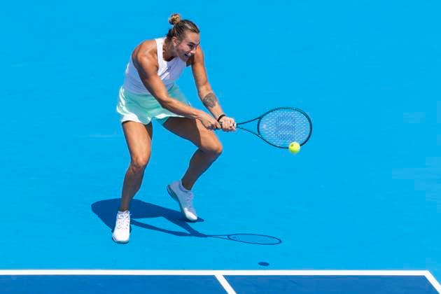 August 15, 2025, Mason, Ohio, USA: Mason, Ohio; Cincinnati Open Tennis Tournament - 2025 08 14 - Aryna Sabalenka plays a ball against opponent Elena Rybakina. - ZUMAPress Mason USA - ZUMAn24_ 20250815_zaf_n24_118 Copyright: xWallyxNellx