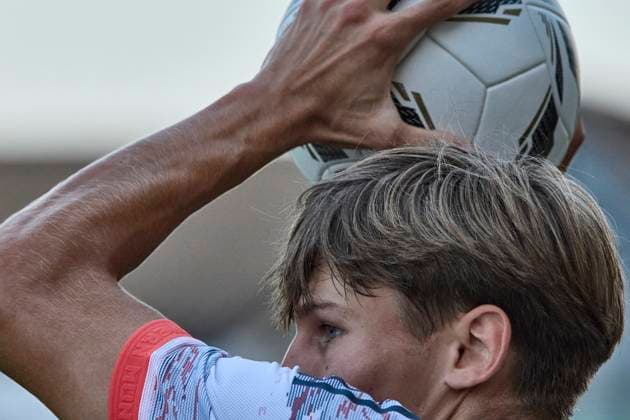 Regionalliga Bayern, SpVgg Unterhaching vs FC Bayern München II, München FC Bayern, München FC Bayern II Amateure , Unterhaching SpVgg, 2025 08 15 in München Unterhaching uhlsportPARK Unterhaching DALPIAZ Magnus FC Bayern München II FCBII02 Right defender sportworld München Unterhaching uhlsportPARK Unterhaching Bayern Germany