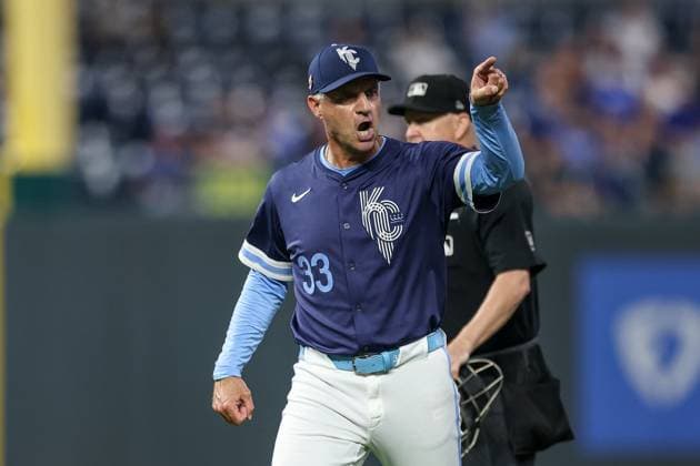 August 15, 2025: Kansas City Royals manager Matt Quatraro (33) reacts while leaving the field after being ejected by second base umpire Tom Hanahan during the fifth inning against the Chicago White Sox at Kauffman Stadium in Kansas City, MO. CSM Kansas City United States of America - ZUMAc04_ 20250815_zma_c04_234 Copyright: xDavidxSmithx