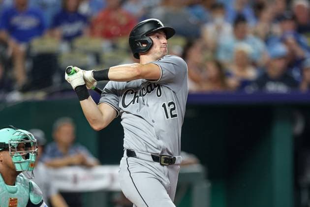 August 15, 2025: Chicago White Sox shortstop Colson Montgomery (12) singles during the sixth inning against the Kansas City Royals at Kauffman Stadium in Kansas City, MO. CSM Kansas City United States of America - ZUMAc04_ 20250815_zma_c04_253 Copyright: xDavidxSmithx