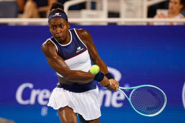 CINCINNATI, OH - AUGUST 15: Coco Gauff of the United States hits a backhand during the quarterfinal round of the Cincinnati Open at the Lindner Family Tennis Center on August 15, 2025 in Mason, OH. (Photo by Ian Johnson Icon Sportswire) TENNIS: AUG 15 Cincinnati Open EDITORIAL USE ONLY Icon250815033