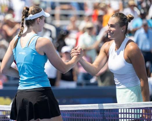 CINCINNATI, OH - AUGUST 15: Elena Rybakina (KAZ) shakes hands at the net with Aryna Sabalenka (BLR) after winning the quarter finals in the Cincinnati Open at the Lindner Family Tennis Center on August 15, 2025 in Mason, OH. (Photo by Shelley Lipton Icon Sportswire) TENNIS: AUG 15 Cincinnati Open EDITORIAL USE ONLY Icon2508151264