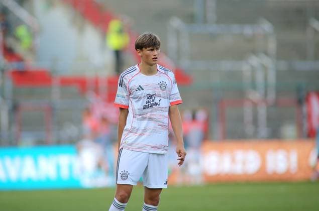 Football, Men, Regionalliga Bayern, Season 2025 2026, SpVgg Unterhaching FC Bayern München II, Amateurs Magnus Dalpiaz FC Bayern München II standing, head, upper body