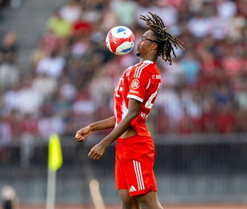 12 08 2025, Football Bundesliga 2025 2026, Friendly match, Grasshopper Club Zurich FC Bayern Munich at Letzigrund Stadium, Zurich Switzerland Jonah Kusi Asare Bayern Munich on the ball