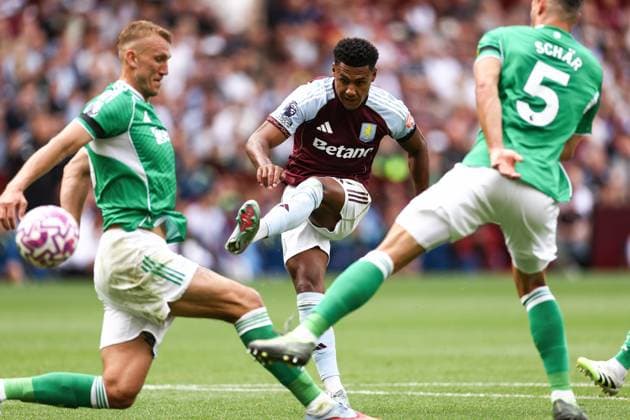 Aston Villa v Newcastle United 16 August 2025, Aston - Premier League Football - Aston Villa v Newcastle United - Ollie Watkins of Aston Villa - Photo: Jacques Feeney Offside. Aston UK *** Aston Villa v Newcastle United 16 August 2025, Aston Premier League Fußball Aston Villa v Newcastle United Ollie Watkins von Aston Villa Foto Jacques Feeney Abseits Aston UK  Copyright: xJacquesxFeeneyx xOffsidexOffside